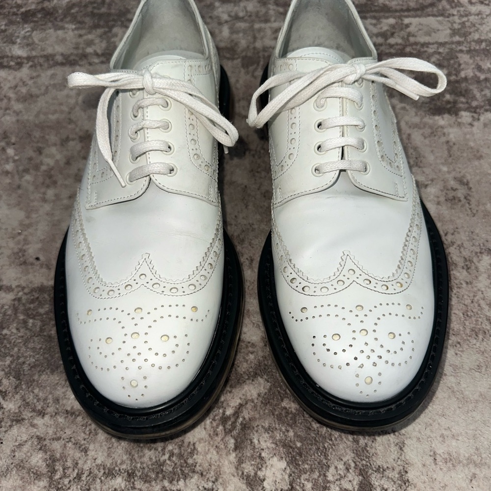 Prada White Brogue Men's Oxfords        Size US 7.5 Great Condition!!